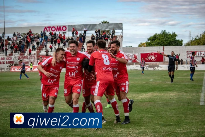 懂球帝深度解析：曼联伤病危机持续发酵，联赛争四前景再受考验